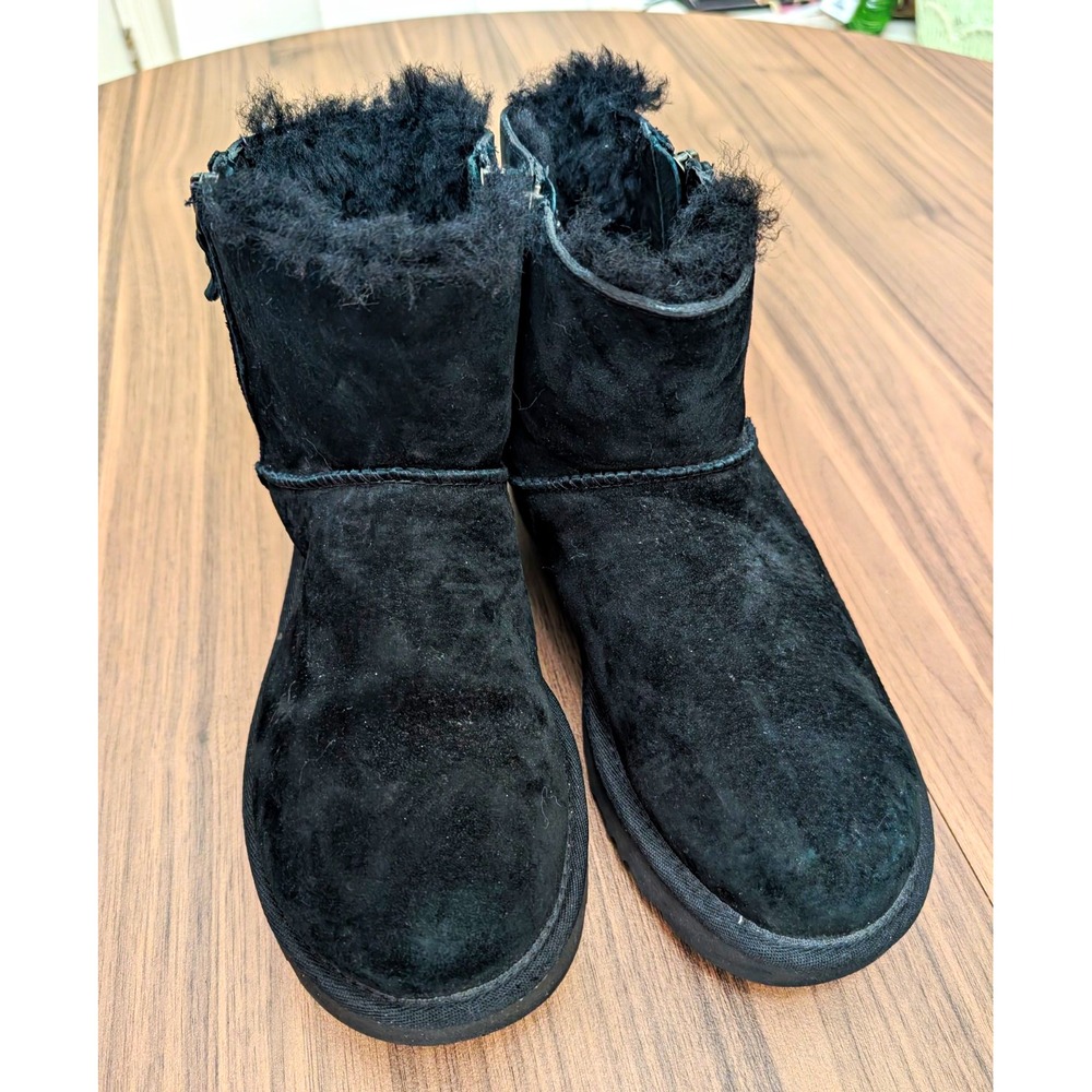 UGG Abree Mini Black Suede Shearling Side Zip Ankle Boots Women's Size 8